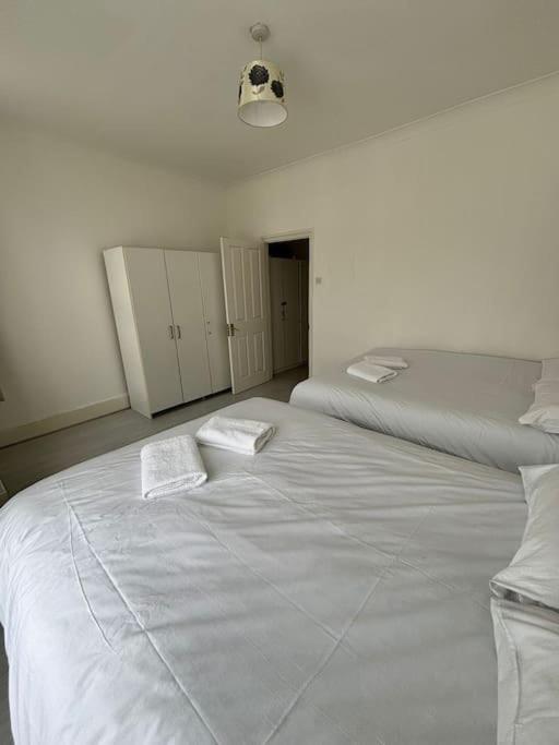 East London 2 Bedroom Flat Zewnętrze zdjęcie
